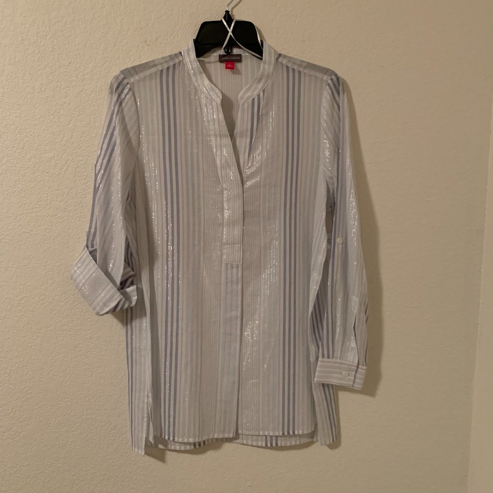Vince Camuto sheer button blouse NWT